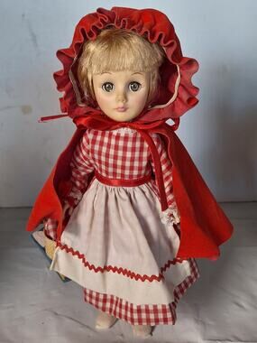 Vintage Effanbee Little Red Riding Hood 11in Storybook Doll 1178 Tag Basket 70s